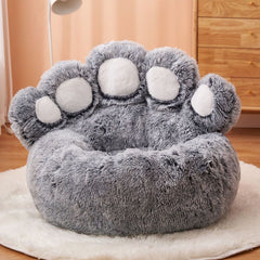 Winter Pet Bed for Cats and Dogs - Cute Design